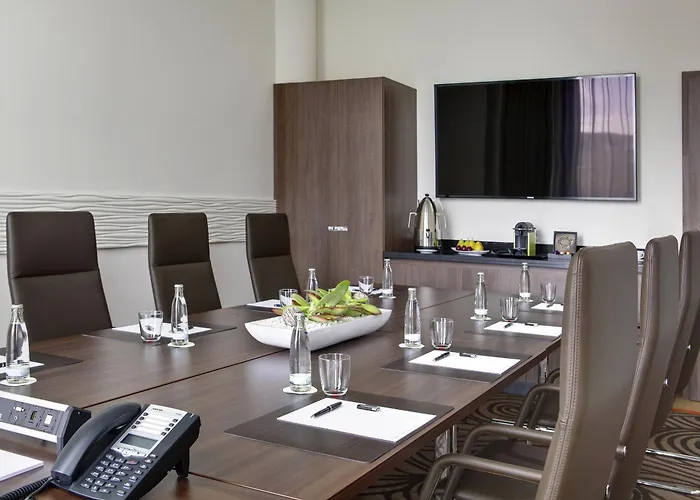 Отель Steigenberger Бремен